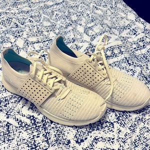 Under Armour Women’s running shoes